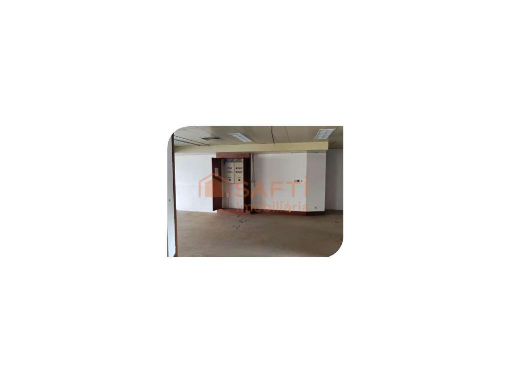 Espaço Comercial - Grande imagem: 4/8