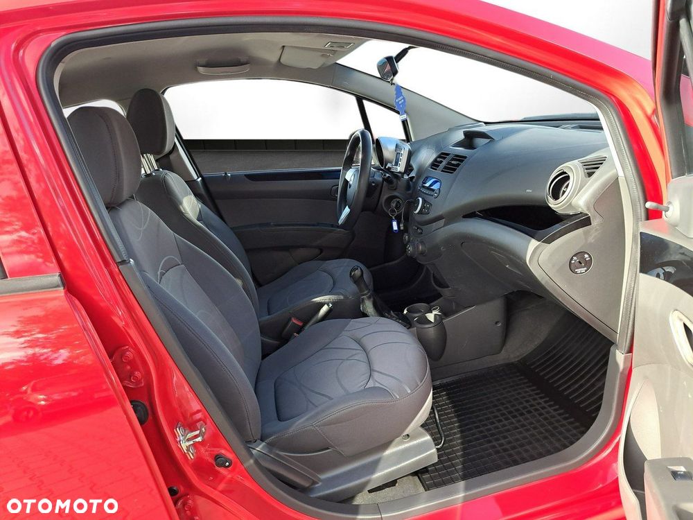 Chevrolet Spark 1.0 LS+ Design - 19