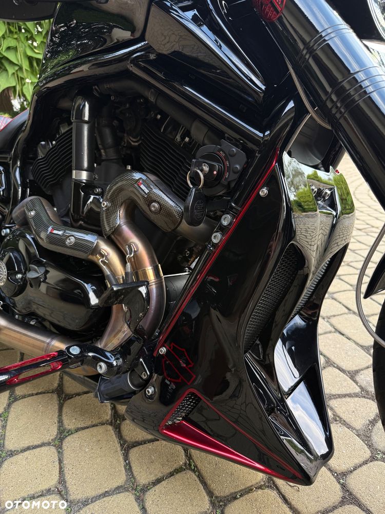 Harley-Davidson V-Rod Muscle - 13