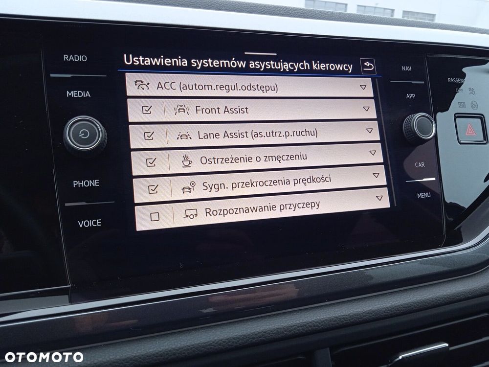 Volkswagen Polo 1.0 TSI Style - 27