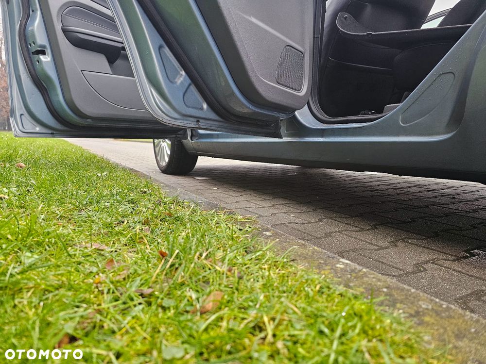 Ford Focus 1.6 16V Titanium - 13