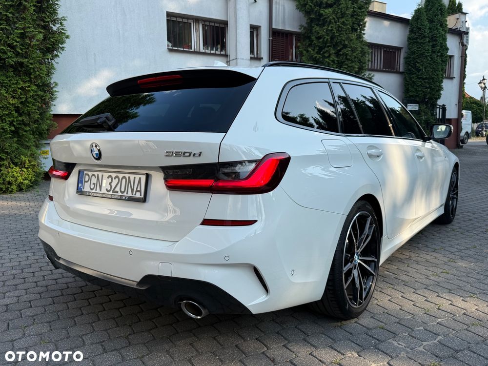 BMW Seria 3 320d Edition M Sport Shadow - 10