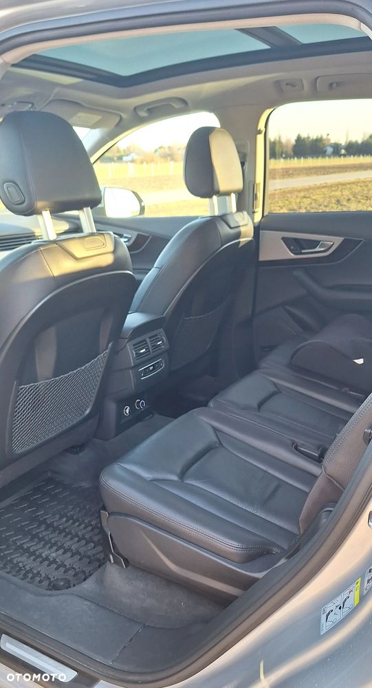 Audi Q7 - 17