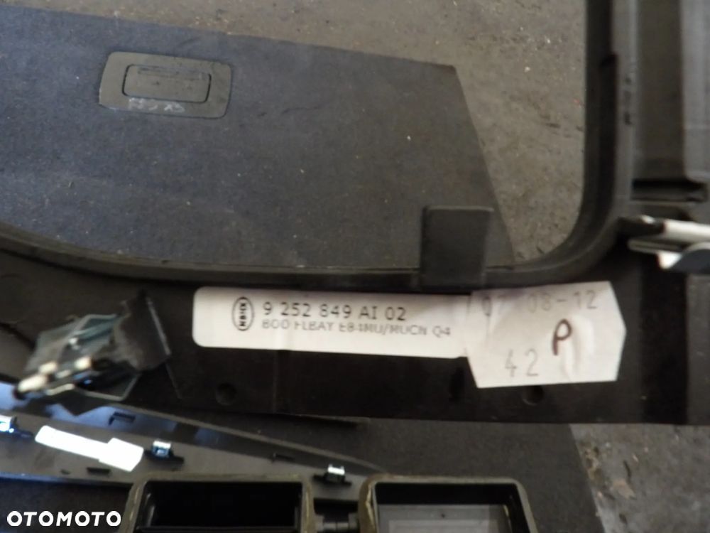 BMW - E84 - KOMPLET DEKORÓW - LISTWY OZDOBNE - EUROPA - MANUAL - 7317558  9258354  9265140  7317557  9252849 - 10