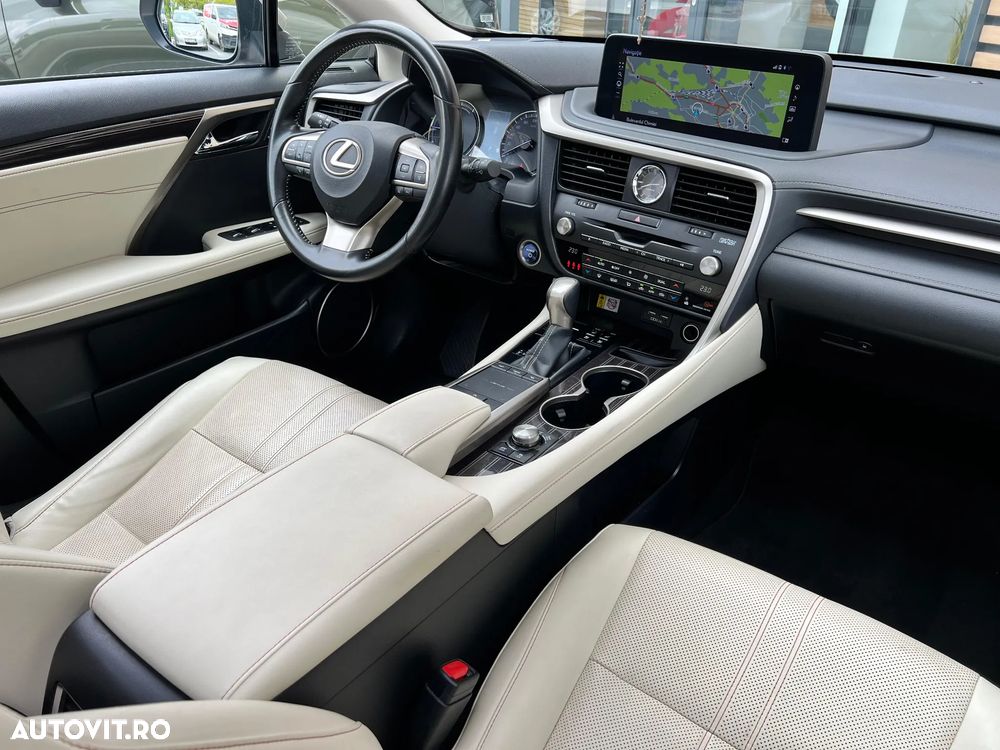 Lexus Seria RX 450h Aut. Luxury - 15