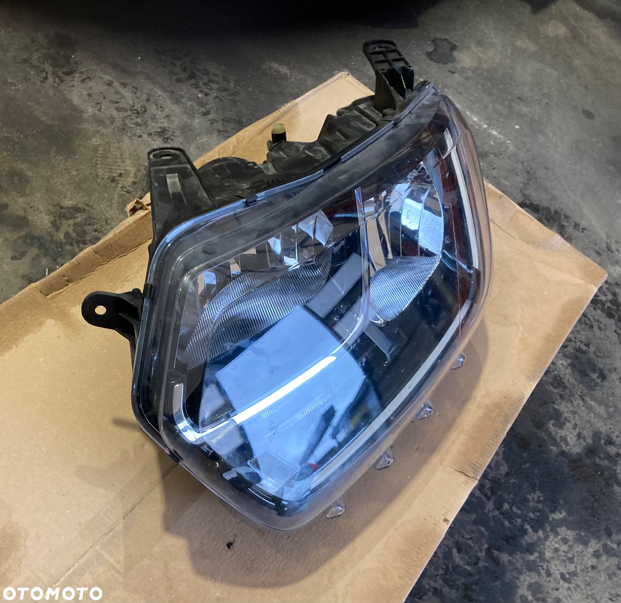 DACIA DUSTER 2 II LAMPA PRZEDNIA LEWA REFLEKTOR LEWY PRZÓD Wwa - 4