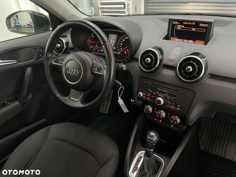 Audi A1 Sportback 1.6 TDI S tronic S line edition - 29