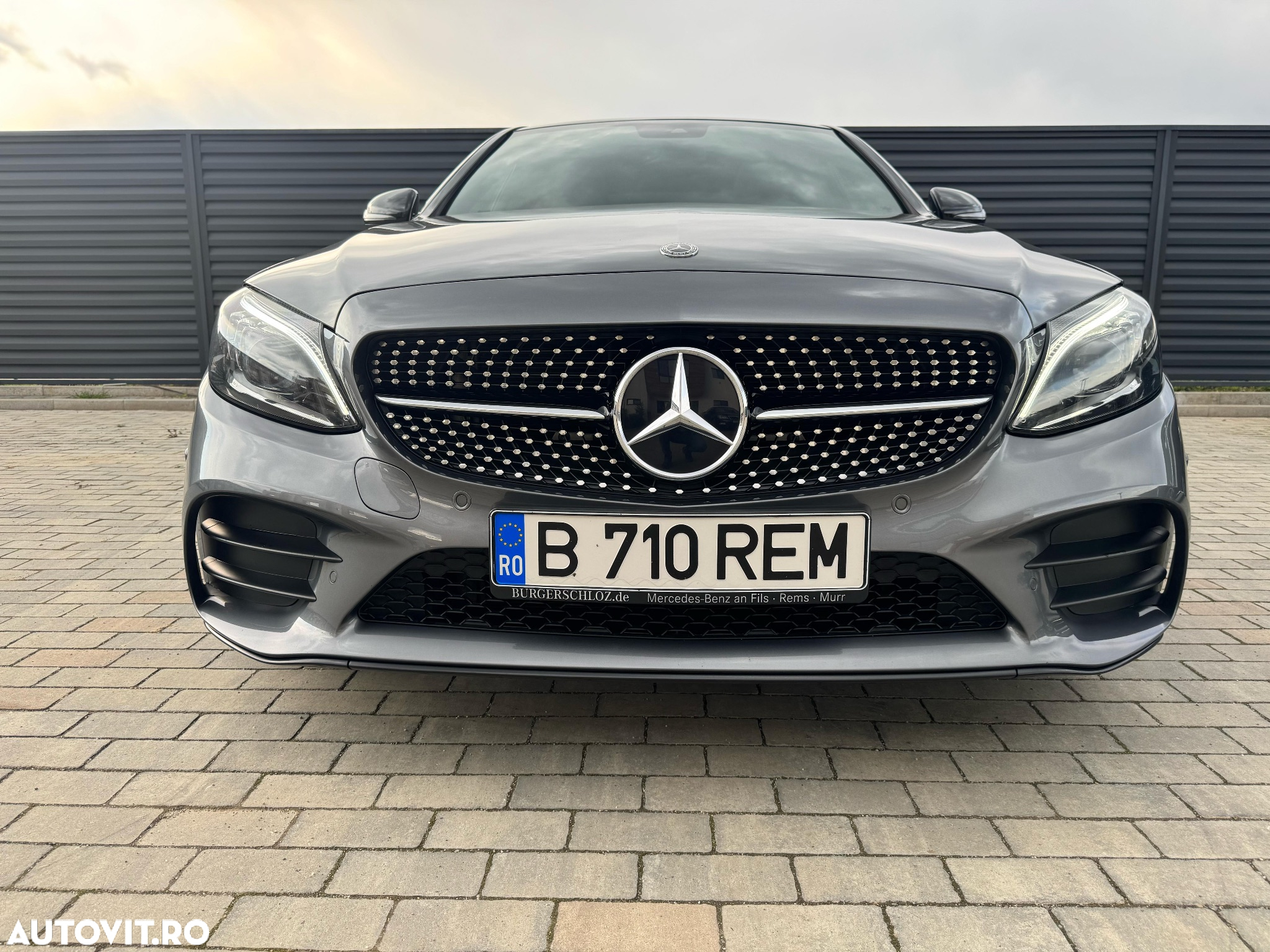 Mercedes-Benz C 220 d 4Matic 9G-TRONIC AMG Line - 10