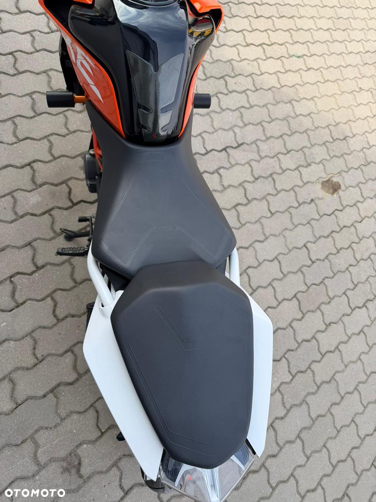 KTM Duke - 21