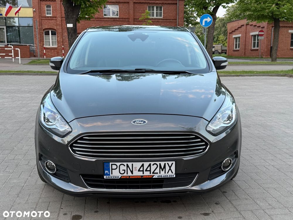 Ford S-Max 2.0 TDCi Titanium - 4
