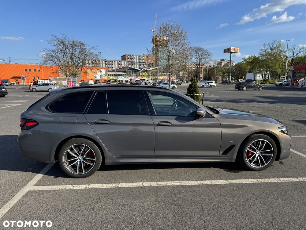 BMW Seria 5 530e xDrive M Sport sport - 7