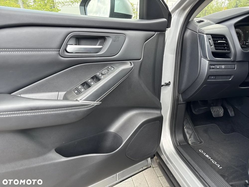 Nissan Qashqai 1.3 DIG-T MHEV N-Connecta Xtronic - 11