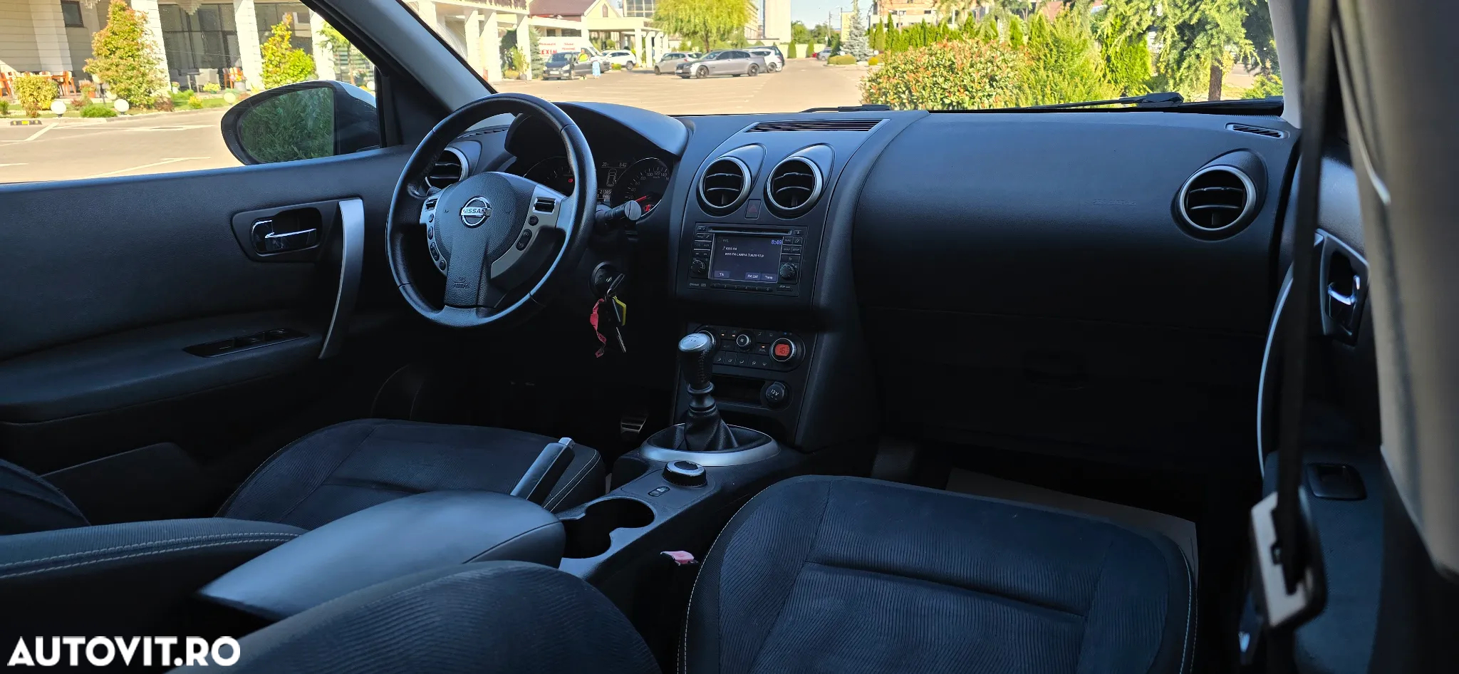 Nissan Qashqai 2.0 dCi DPF 4x4 tekna - 8