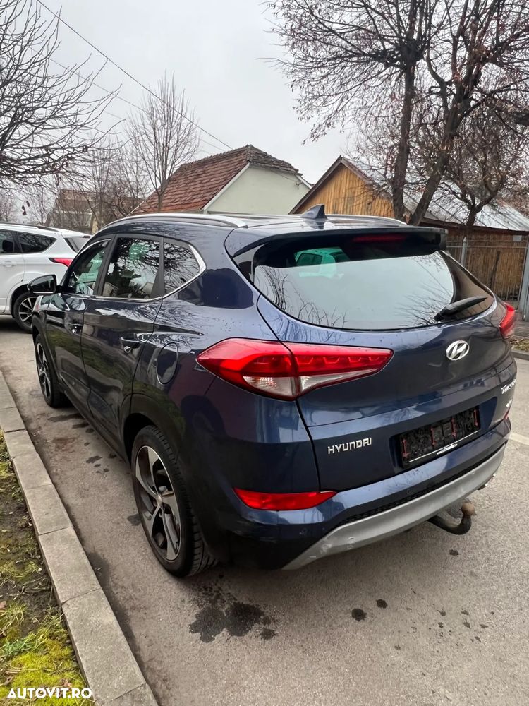 Hyundai Tucson 2.0 CRDI 4WD Premium - 6