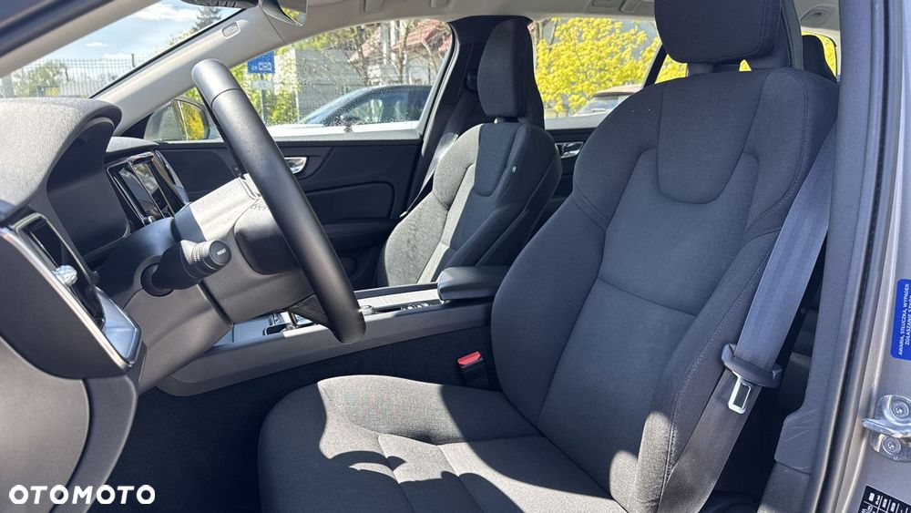 Volvo V60 Cross Country - 20