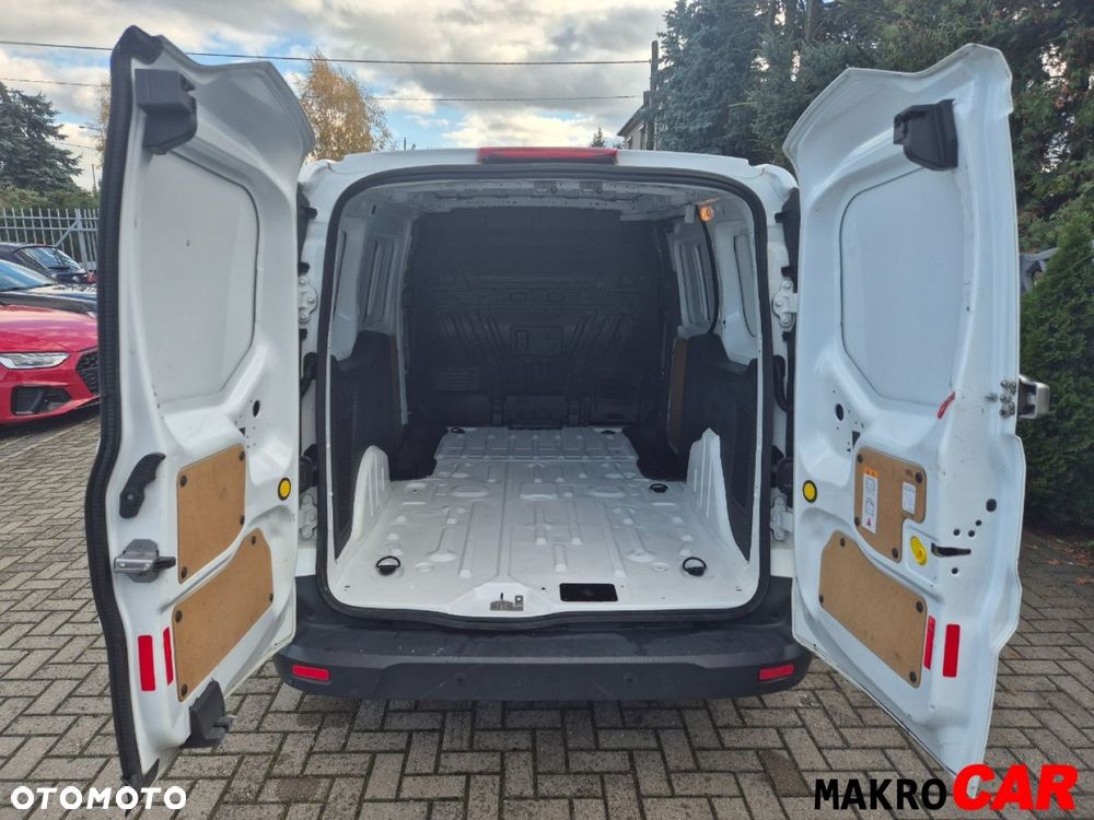 Ford Transit Connect - 12