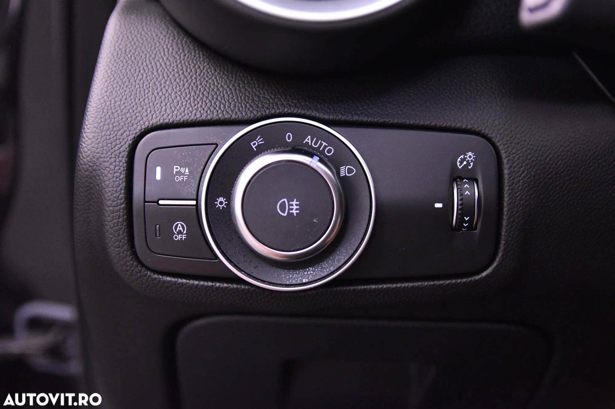 Alfa Romeo Giulia 2.0 Turbo 16V AT8-Q4 Ti - 15