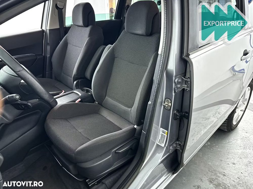 Peugeot 5008 1.6 THP Active - 21