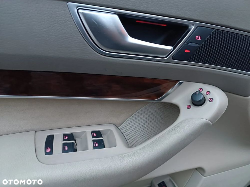 Audi A6 Limousine 3.0 TDI DPF quattro tiptronic - 33