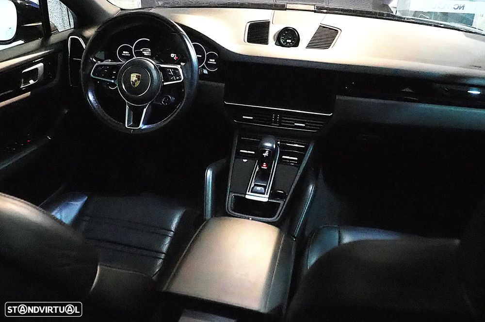 Porsche Cayenne Coupé E-Hybrid Tiptronic S Platinum Edition - 16