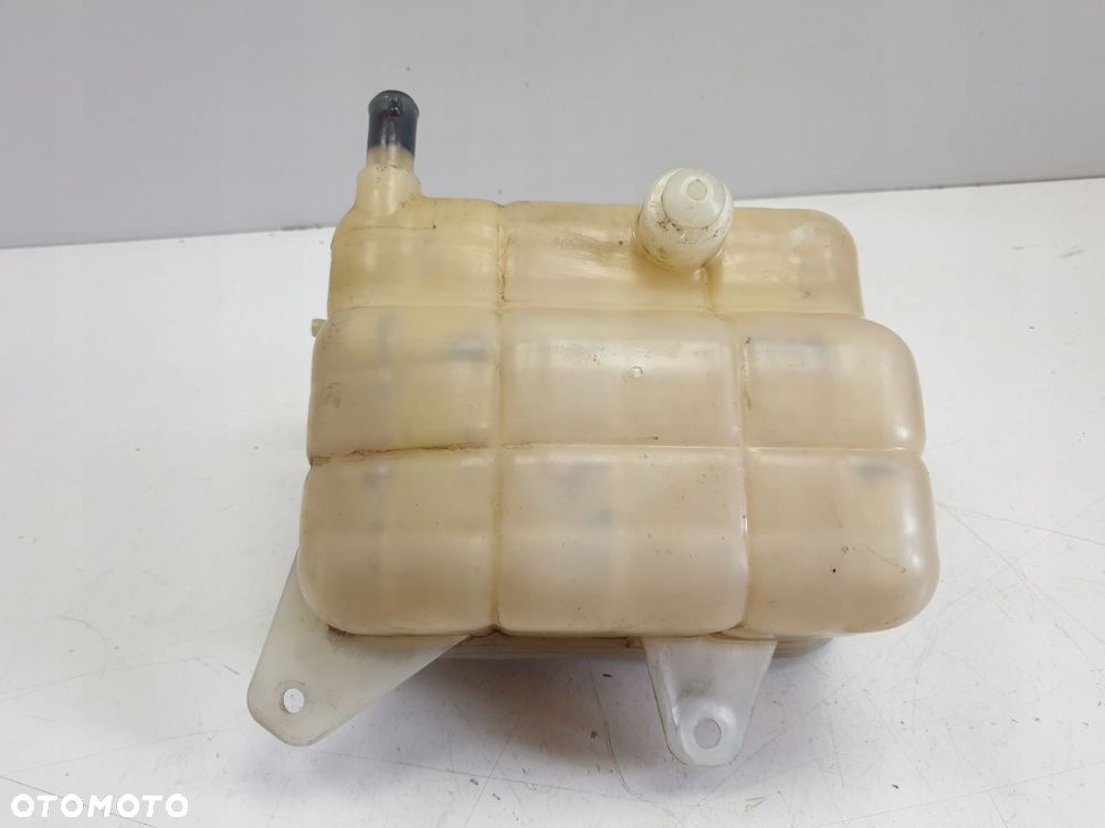 SsangYong Korando III 2.0 D ZBIORNICZEK PŁYNU wody - 4