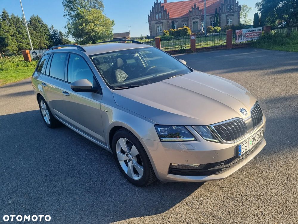 Skoda Octavia 1.8 TSI 4x4 Clever DSG - 8