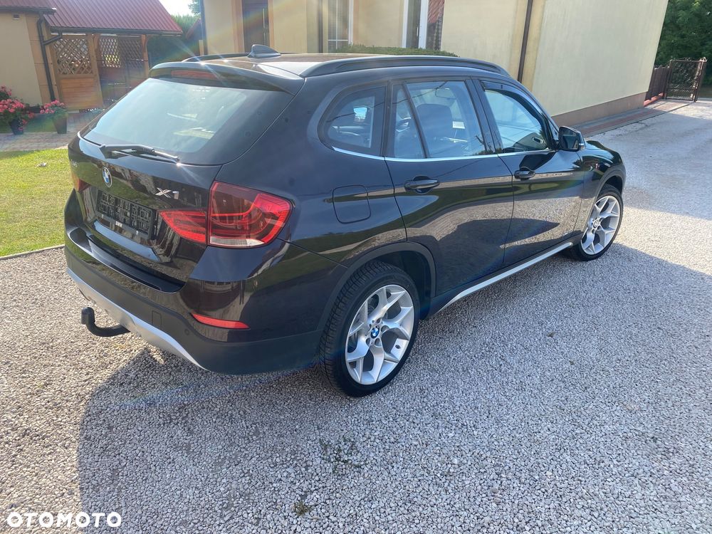 BMW X1 sDrive18d xLine - 8