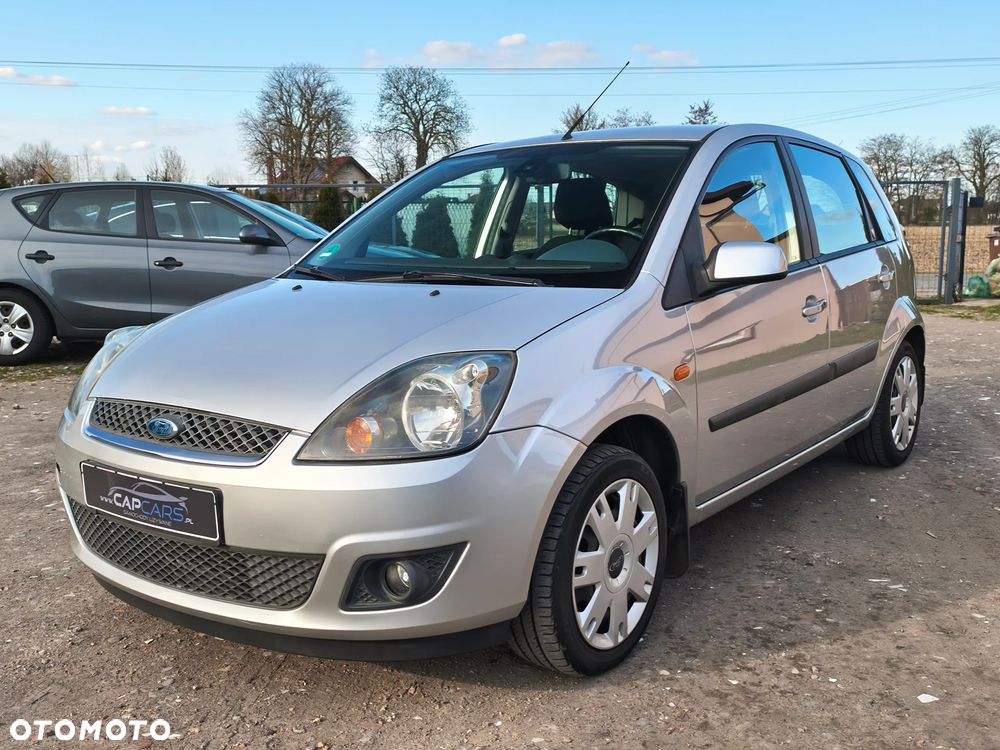 Ford Fiesta 1.3 Ghia - 3