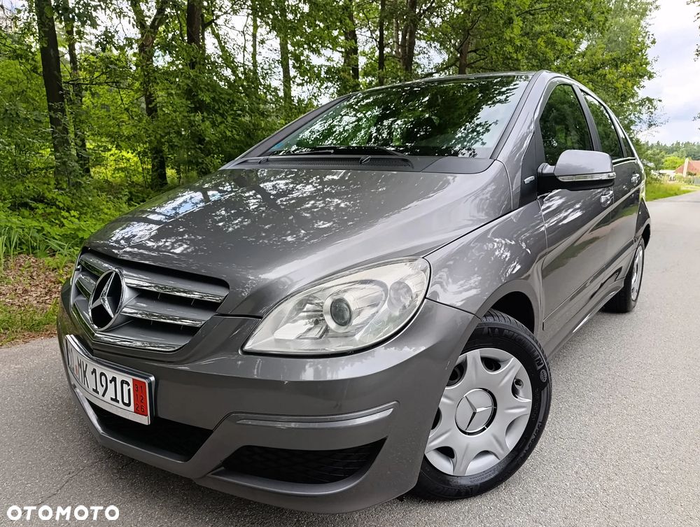Mercedes-Benz Klasa B 160 BlueEFFICIENCY SPORT EDITION - 39