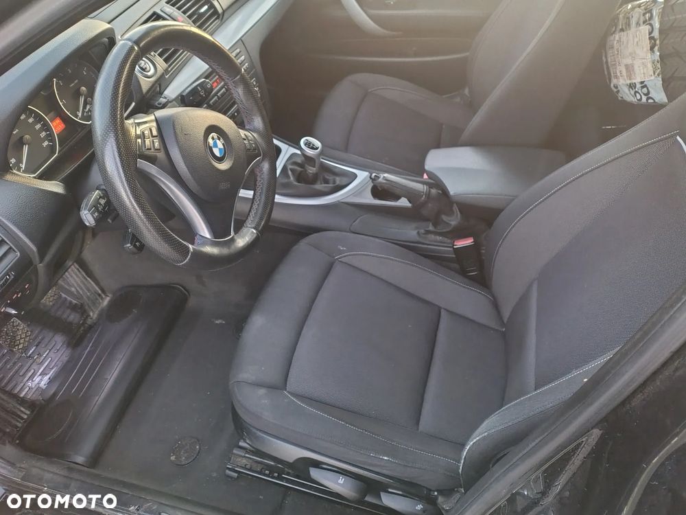 BMW Seria 1 118d - 6