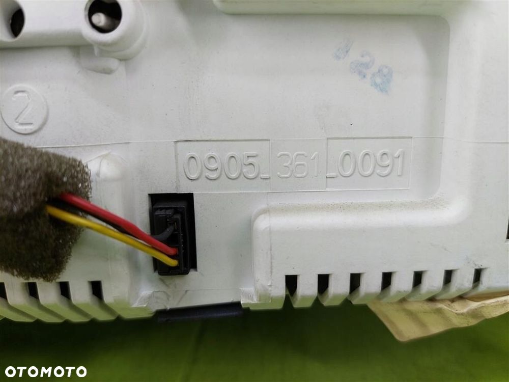 Licznik Audi A4 B5 1,6 8V B 1995-2001 R 8D0920901D 09053412021 - 11