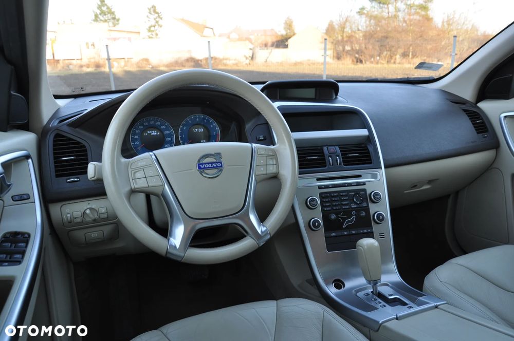 Volvo XC 60 - 10