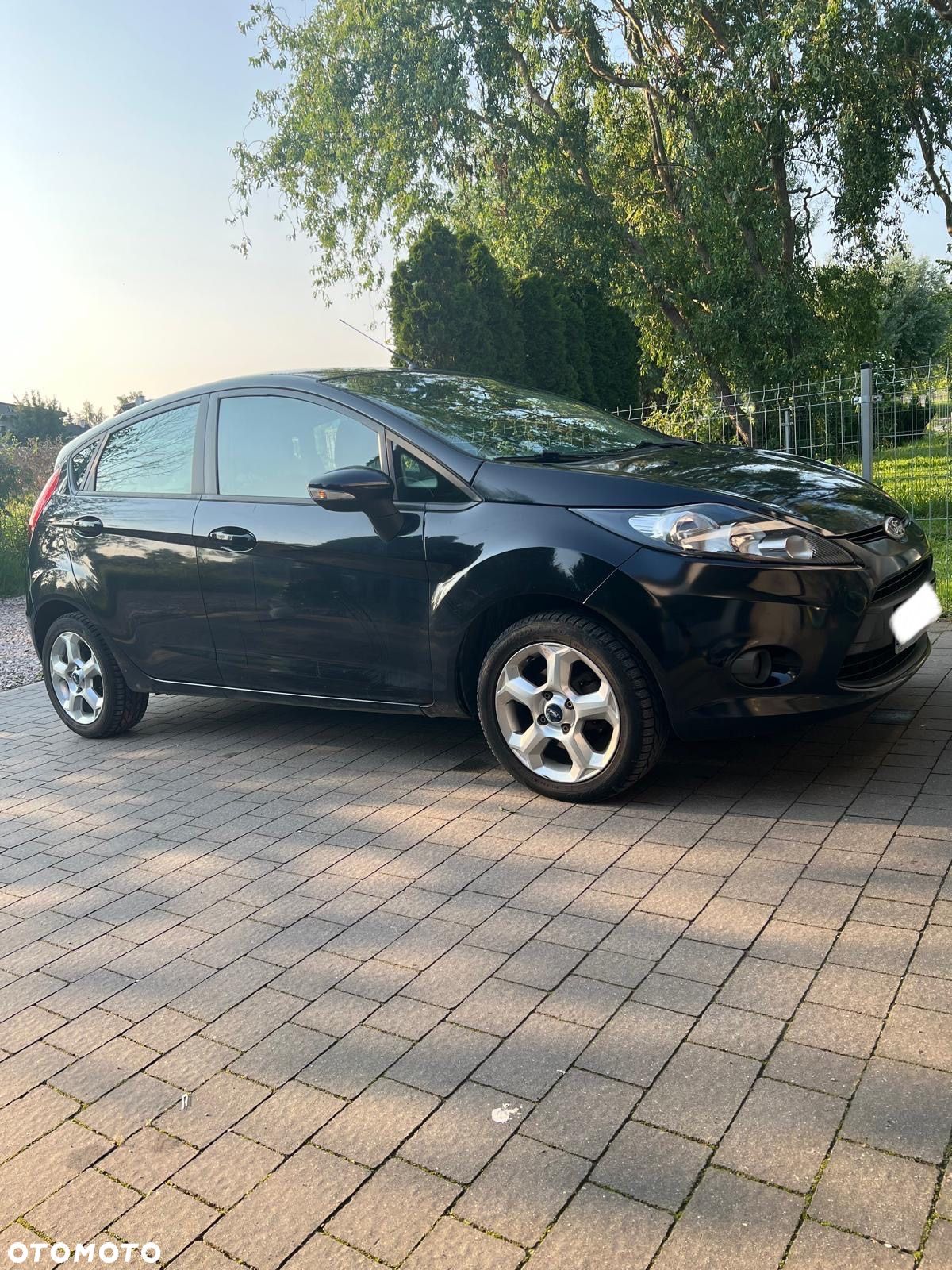 Ford Fiesta 1.4 TDCi Ambiente - 1