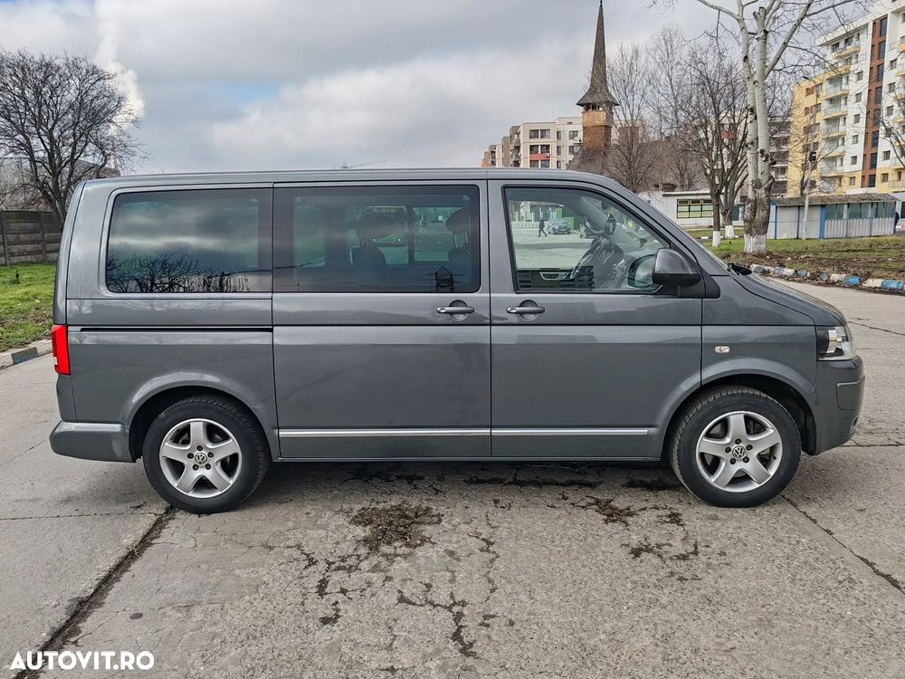 Volkswagen Multivan - 2