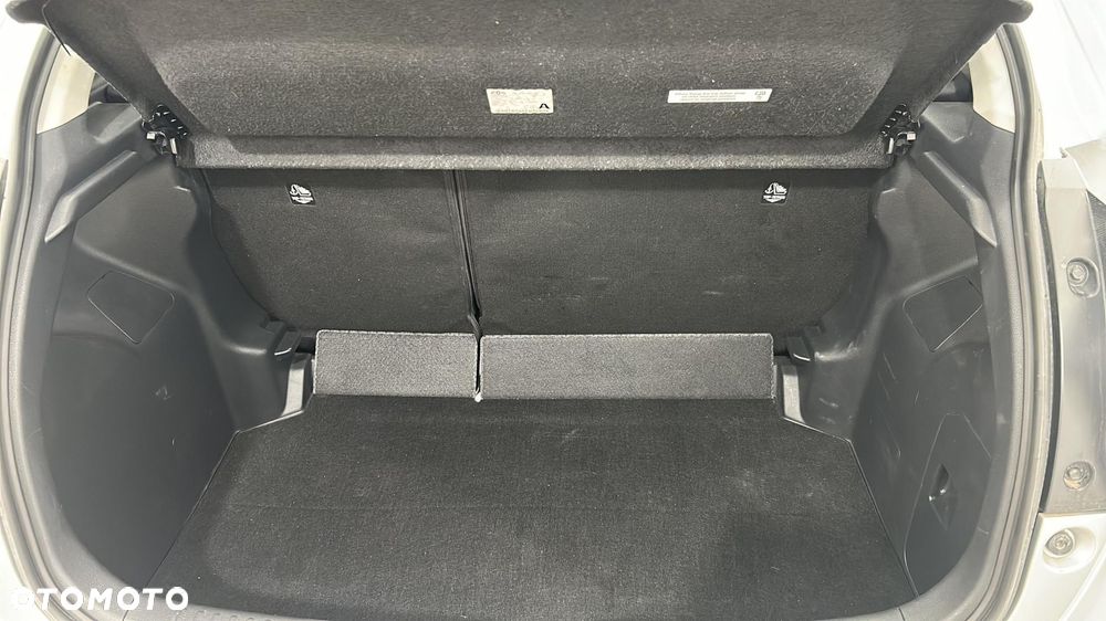 Toyota Yaris Hybrid 1.5 Comfort - 12