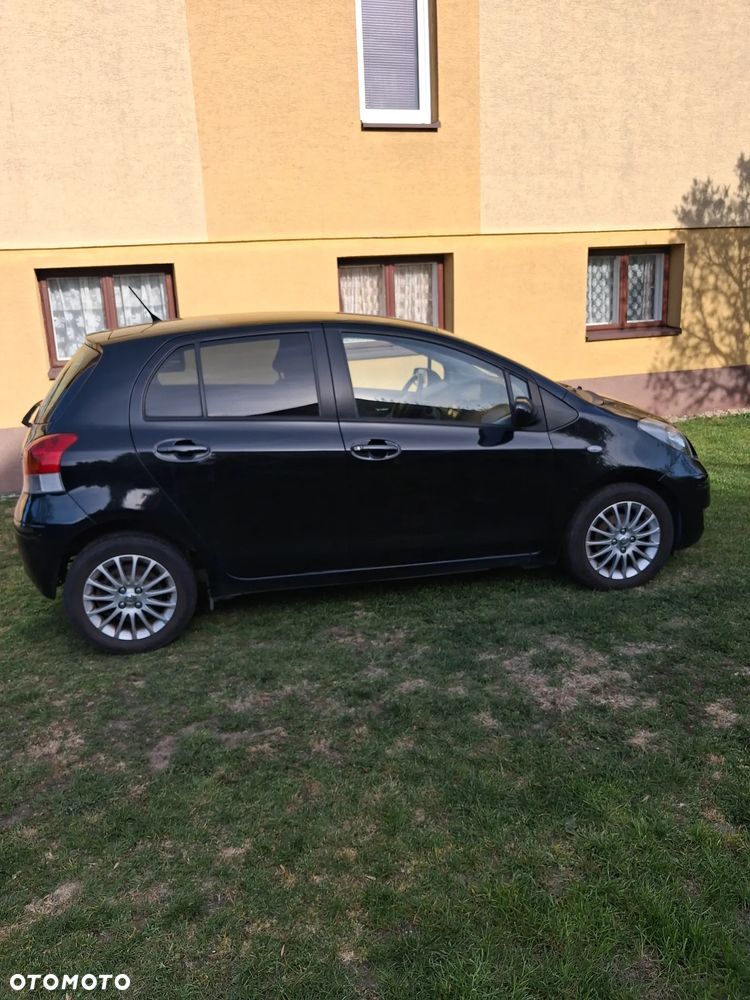 Toyota Yaris 1.33 Sol - 3