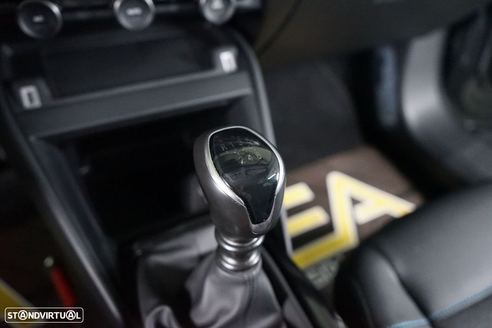 Citroën C4 1.2 PureTech Feel - 28