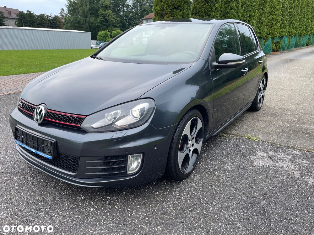 Volkswagen Golf 2.0 GTI DSG - 2