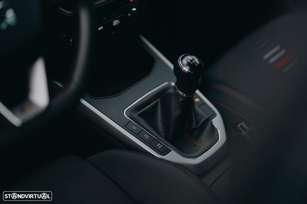 SEAT Arona 1.0 TSI FR - 17