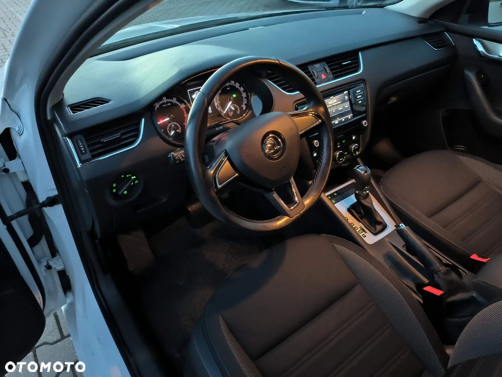 Skoda Octavia 1.5 TSI ACT DSG Sport Edition - 25