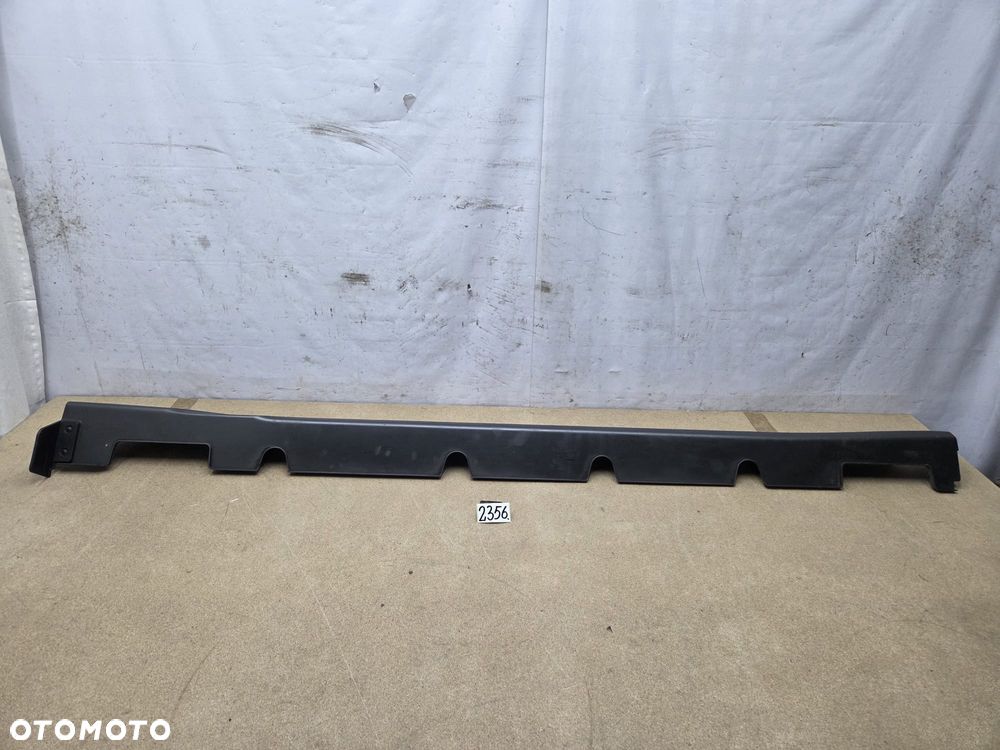 Hyundai Kona Electric 87754-DD00 listwa progowa prawa - 1