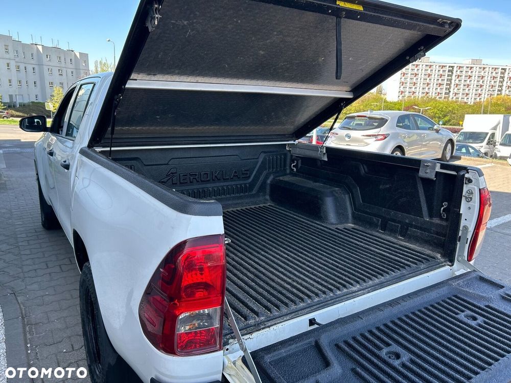 Toyota Hilux 2.4 D-4D Double Cab DLX 4x4 - 10