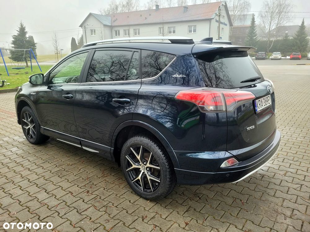 Toyota RAV4 Hybrid Selection 4x4 - 11