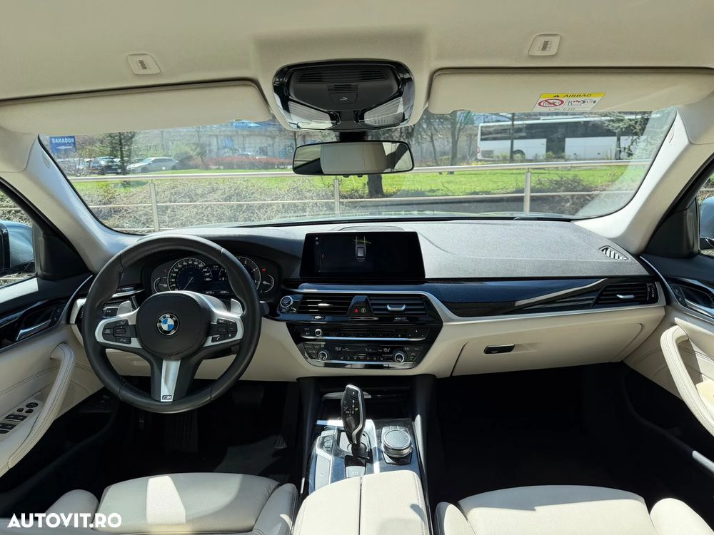 BMW Seria 5 530d xDrive AT - 12