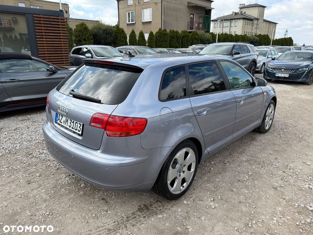 Audi A3 Sportback 1.6 S line Sportpaket plus - 19