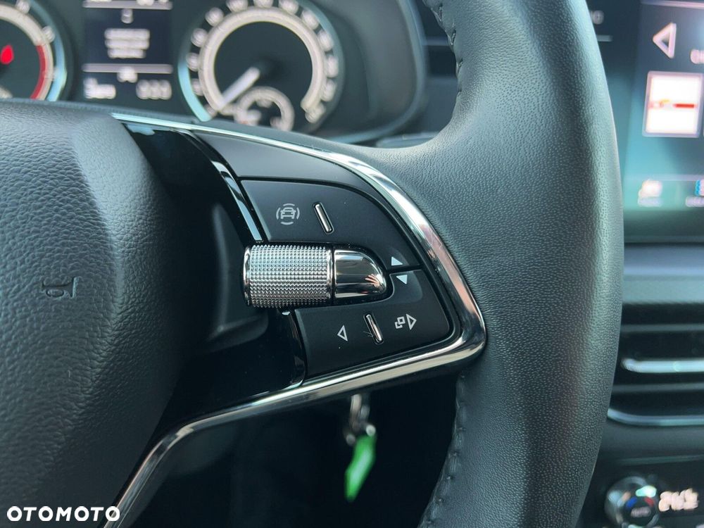 Skoda Kamiq 1.0 TSI Ambition DSG - 21