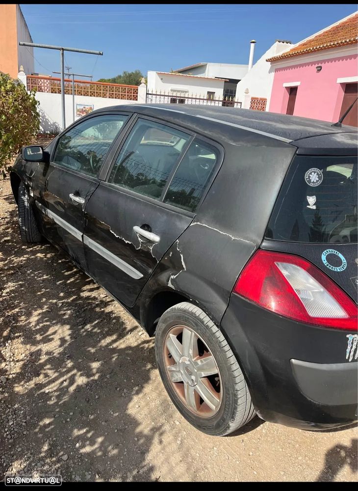 Renault Mégane 1.5 dCi P. Authentique - 3