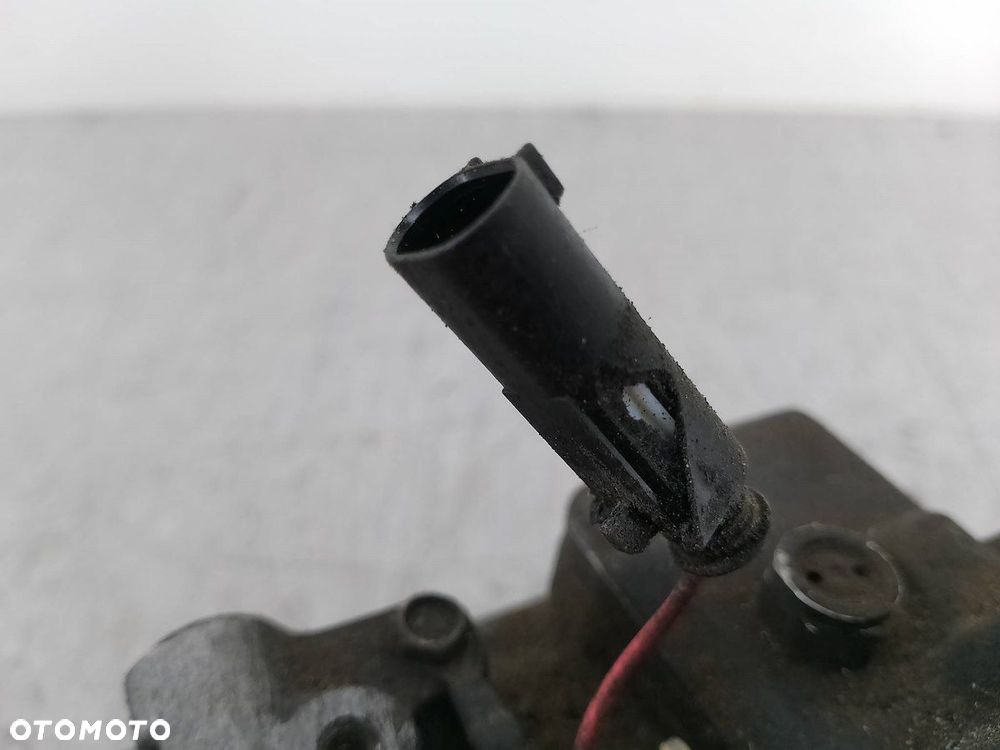 POMPA, SPRĘŻARKA KLIMATYZACJI MAYBACH X222 A0012300111 7SEU17C  447170-9914 - 2