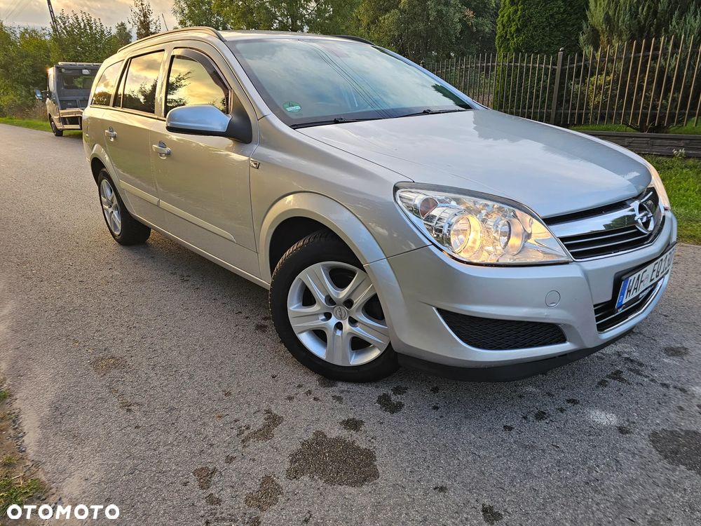 Opel Astra - 25