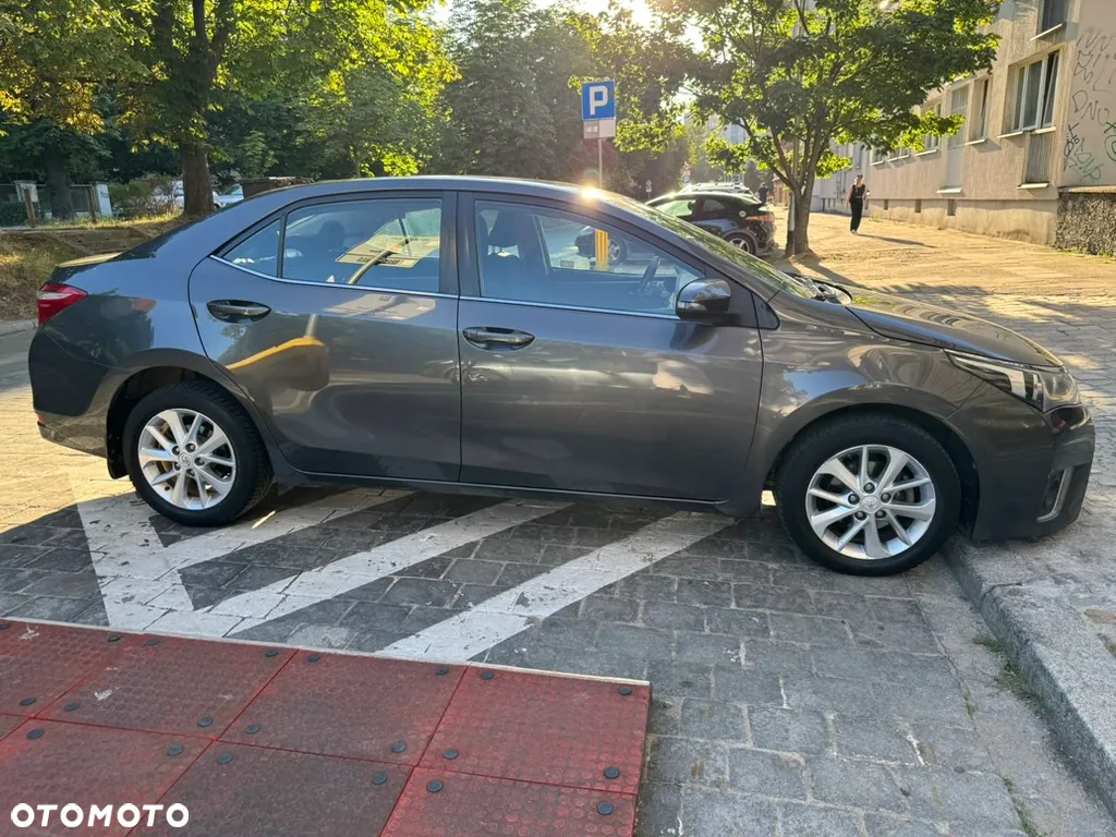 Toyota Corolla 1.6 Active - 8